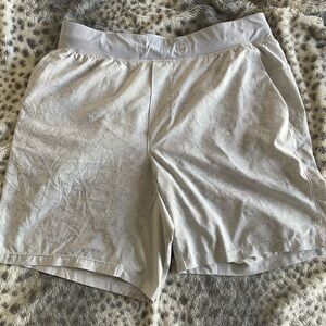 Lululemon License to Train 7” shorts - Large - white/blue